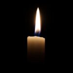 El significado espiritual de la llama de una vela demasiado alta